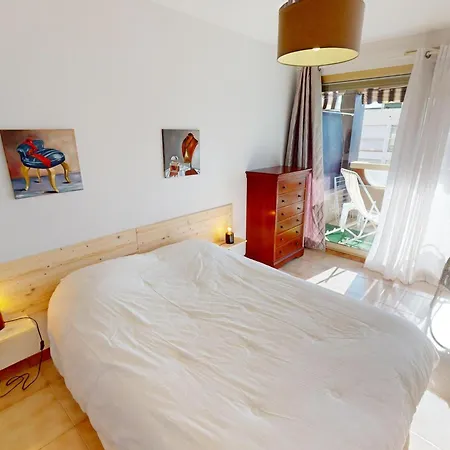 2p Calme Avec Terrasse, Piscine, Parking Et Wifi Daire
