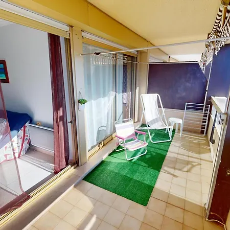 2p Calme Avec Terrasse, Piscine, Parking Et Wifi Daire